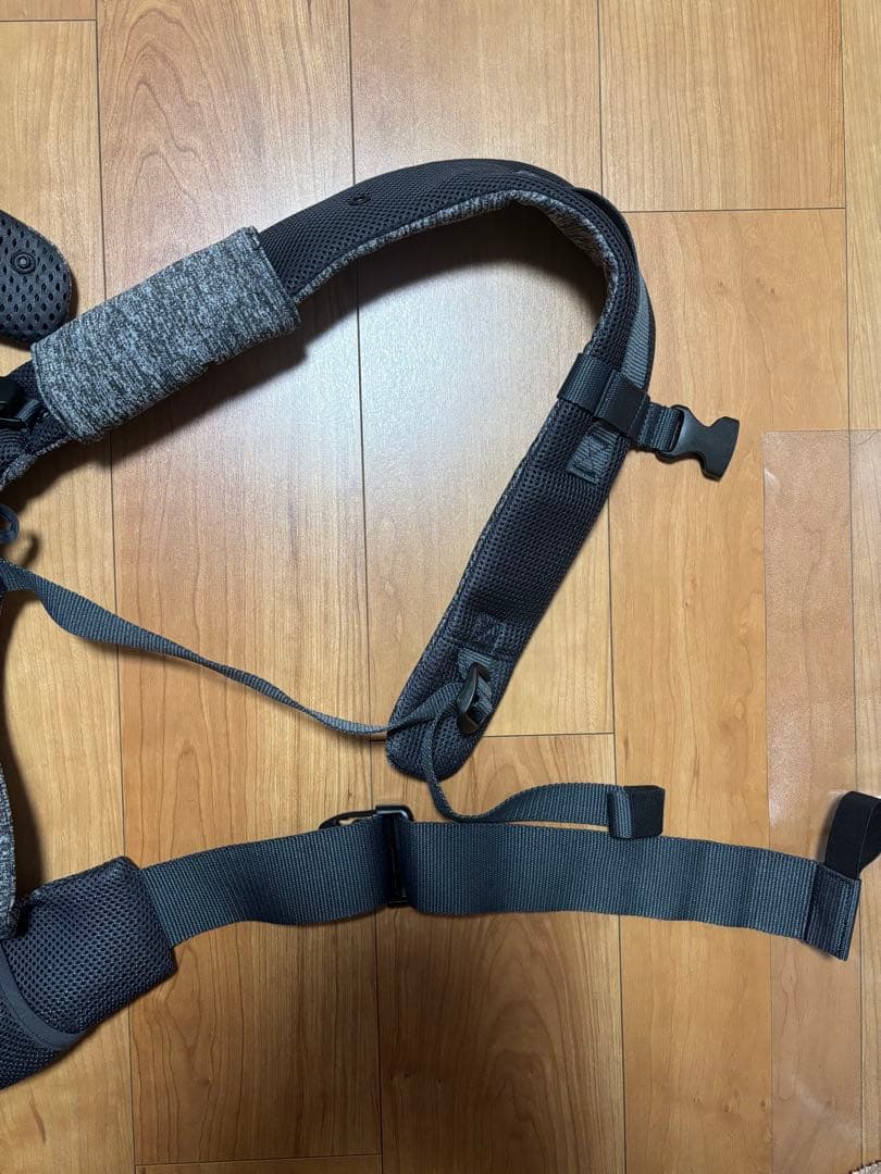 【美品】ApricaコアラウルトラメッシュEXアップリカ　抱っこ紐　横抱き