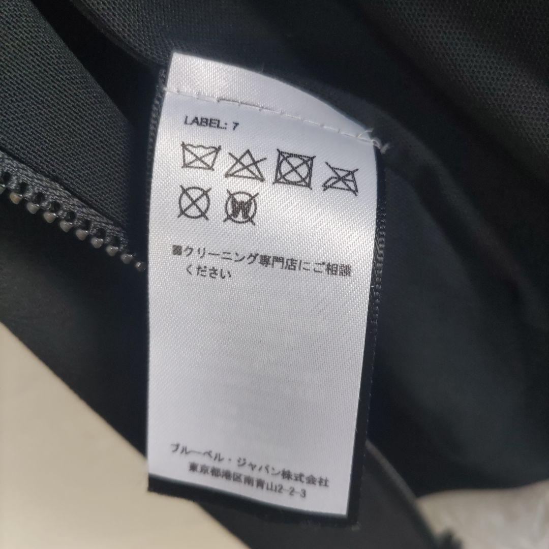 専用✨✨新品タグ付き✨アリスアンドオリビア　パフスリーブ　トップス　レザー