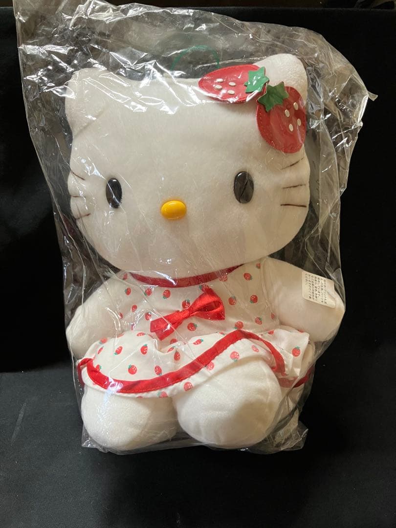 レア　ハローキティ いちご柄 ぬいぐるみ レトロ約30cm B2243