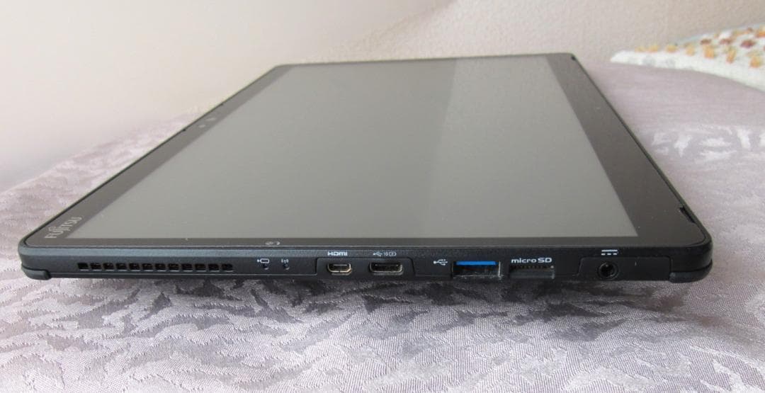 富士通タブレット Arrows Tab Q739/AB Windows11