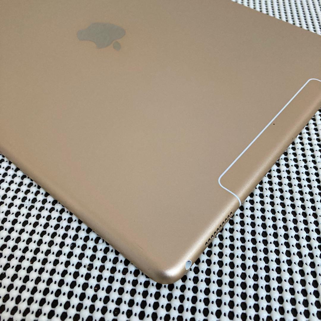 944電池最良好 iPadPro2第2世代256GB12.9インチSIMフリー☆