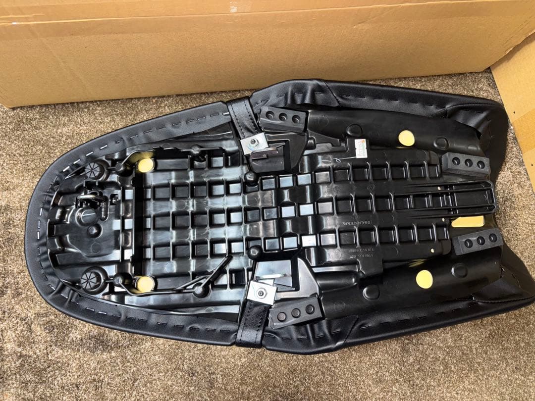 CL250 純正シート MC57