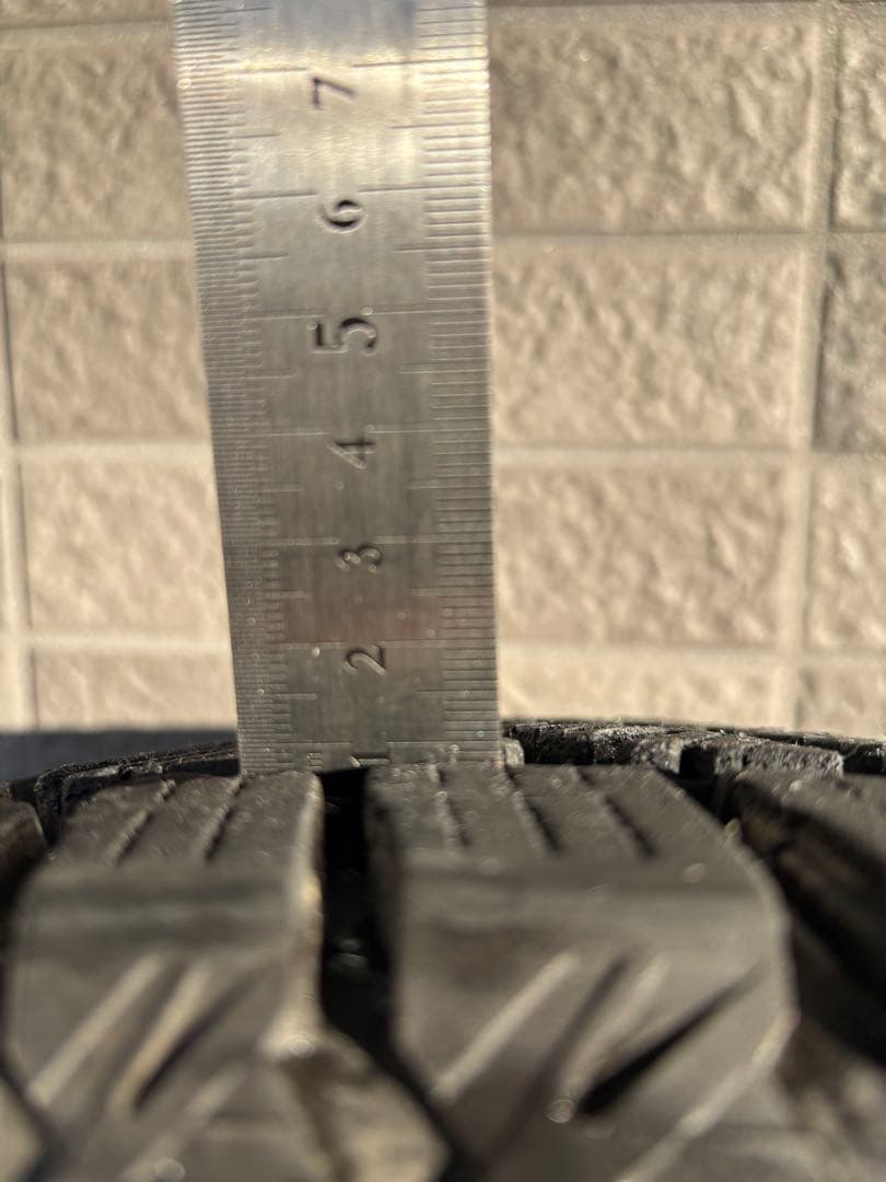 【お肉さん専用3/4】BLIZZAK DM-V3 215/70R16 100Q