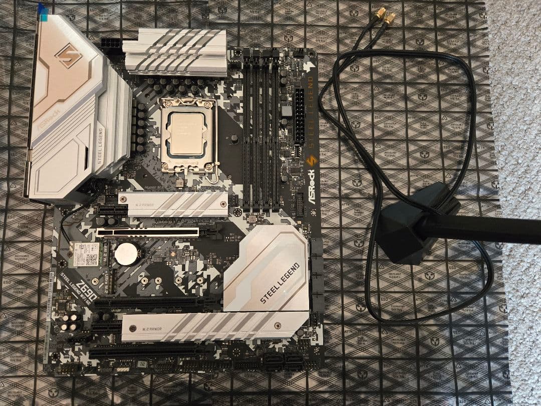 田*中様 Z690 Steel Legend WiFi 6E + i5 1260
