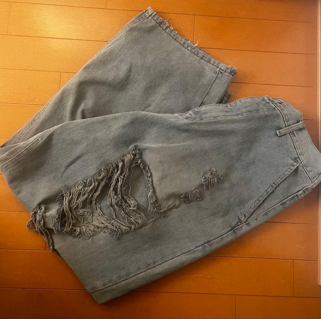 XU ダメージデニムパンツ
