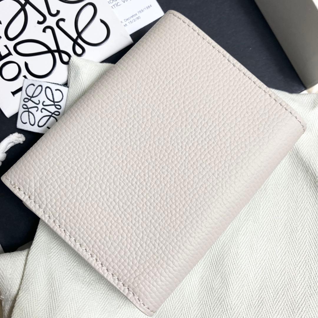 【未使用】 現行 LOEWE ロエベ トライフォールドウォレット アナグラム