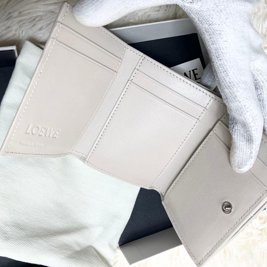 【未使用】 現行 LOEWE ロエベ トライフォールドウォレット アナグラム