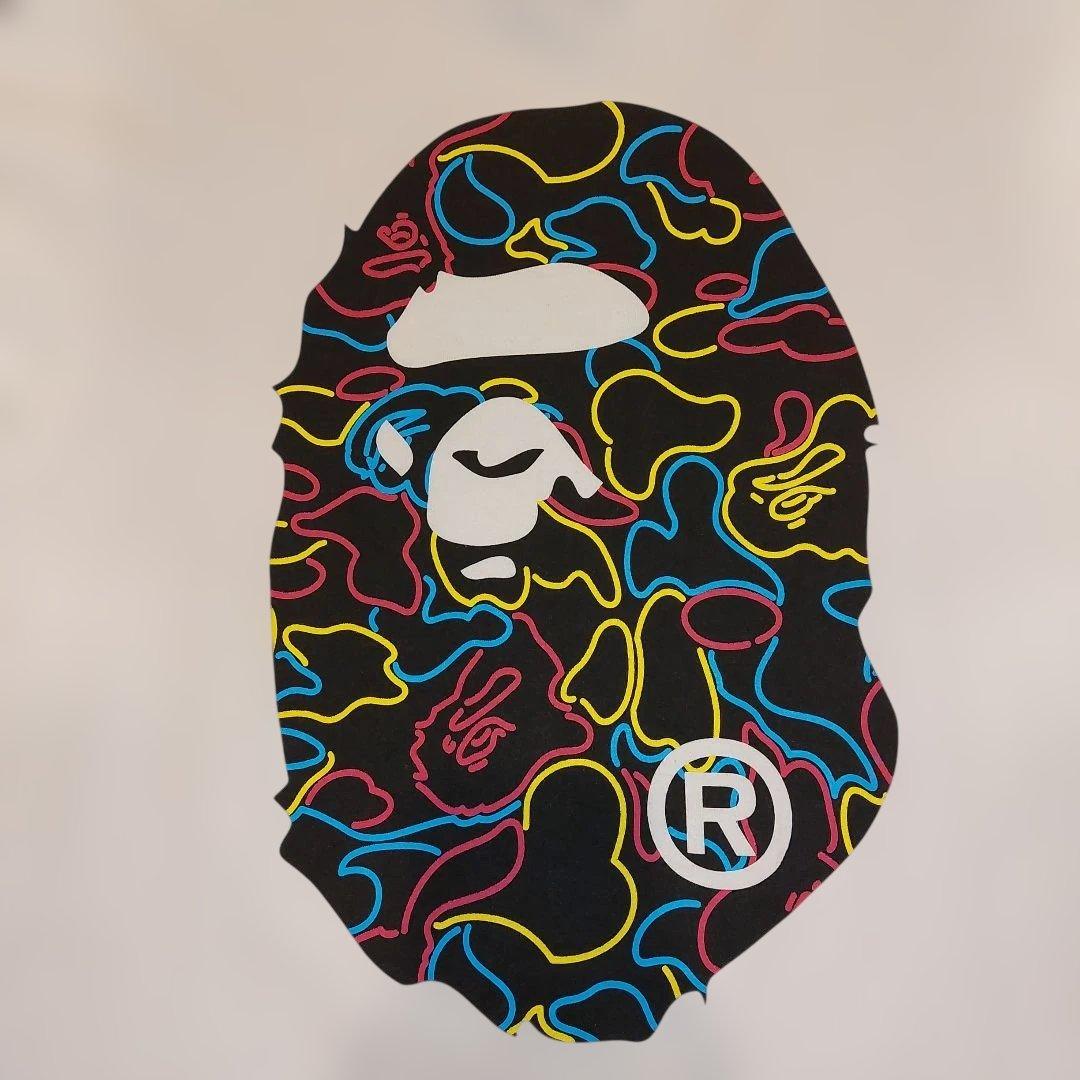 美品 APE NEON CAMO カラフルグラフィック TEE