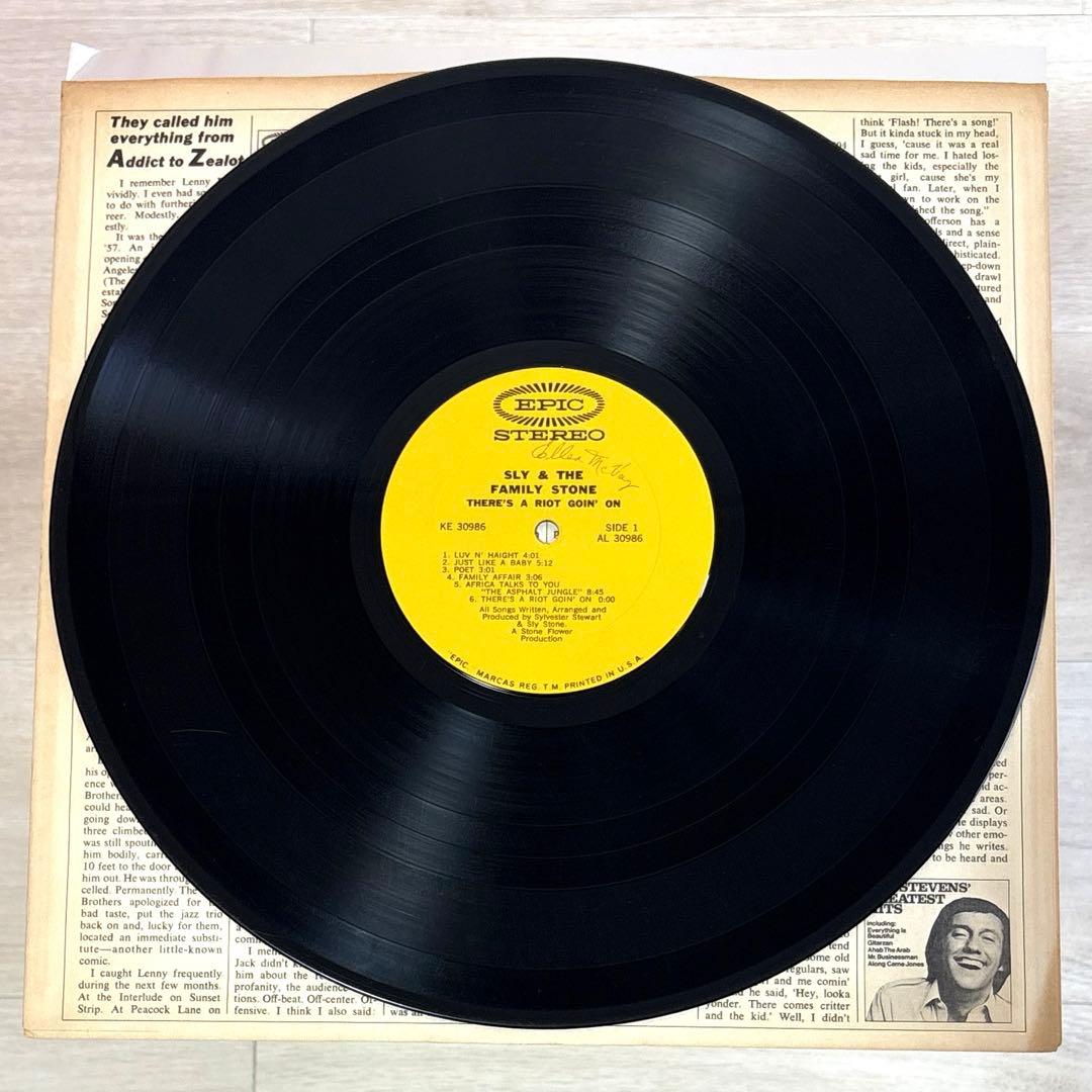 USオリジナル名盤SLY&THE FAMILY STONE/暴動/KE30986