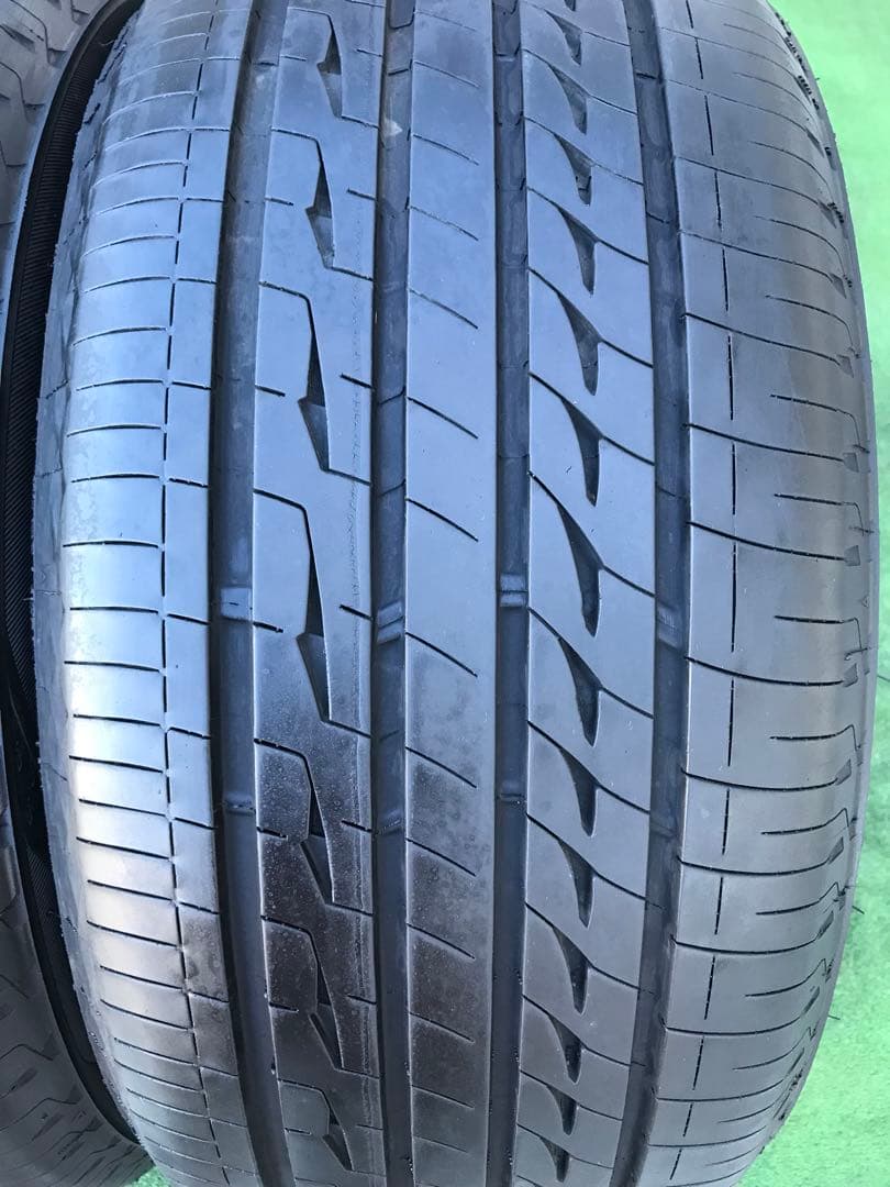255/40 R19 BRIDGESTONE REGNO ラジアルタイヤ