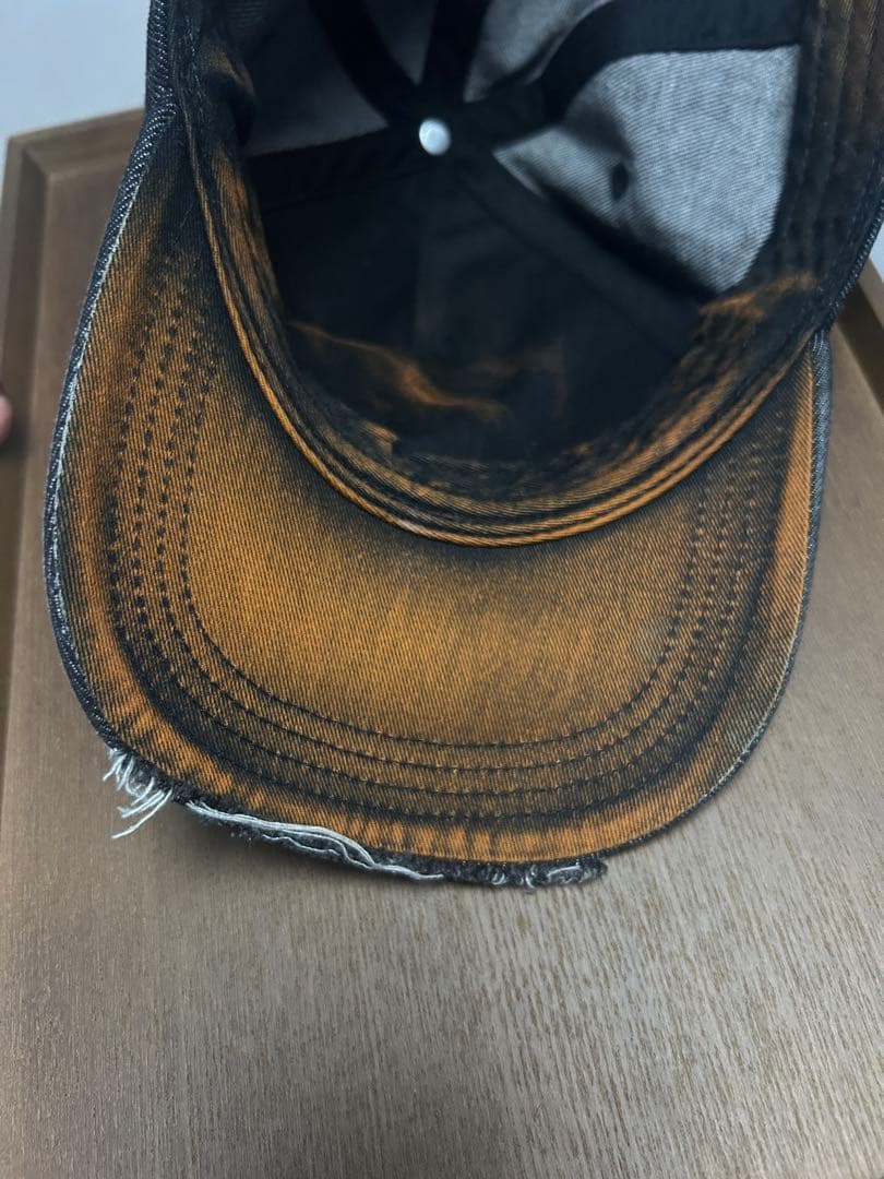 美品 DIESEL ダメージ加工デニムキャップ