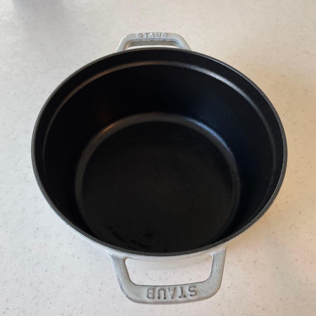 STAUB ピコ・ココット 24 cm ラウンド (カンパーニュ) 鍋　ストウブ