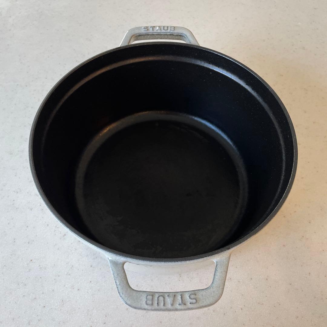 STAUB ピコ・ココット 24 cm ラウンド (カンパーニュ) 鍋　ストウブ