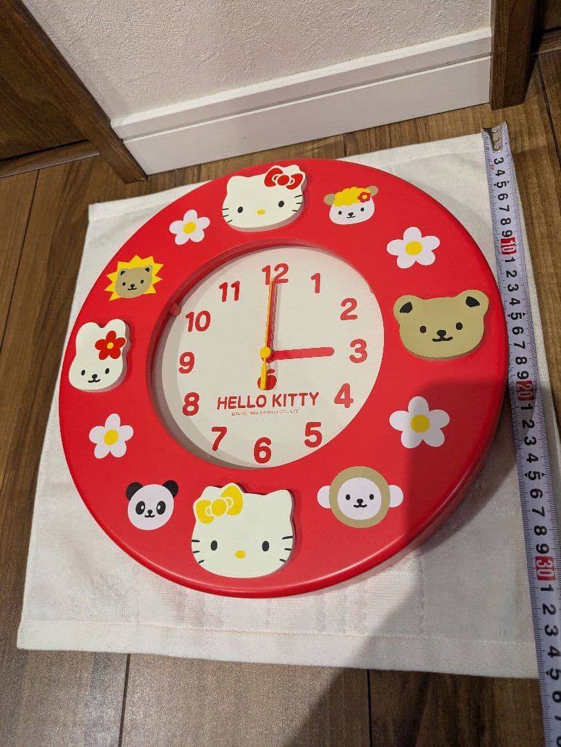 SANRIO サンリオ HELLOKITTY ハローキティ 木製 時計 非売品