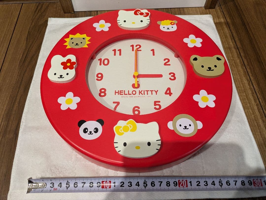 SANRIO サンリオ HELLOKITTY ハローキティ 木製 時計 非売品