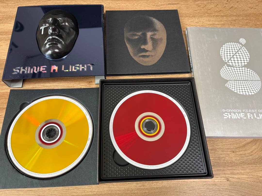 K-POP・アジア G-DRAGONFIRST LIVE CONCERT SHINE A LIGHT