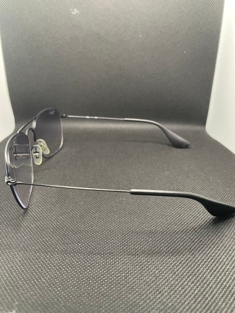 Ray-Ban シルバー アビエーター サングラス