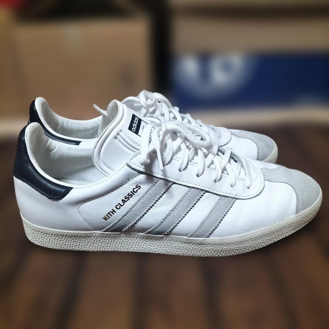 靴 adidas kith GAZELLE INDOOR