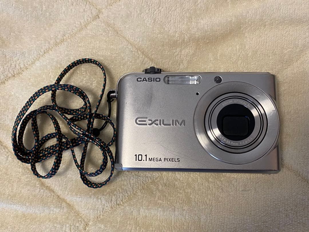【美品】CASIO EXILIM EX-Z1000 コンパクトデジタルカメラ