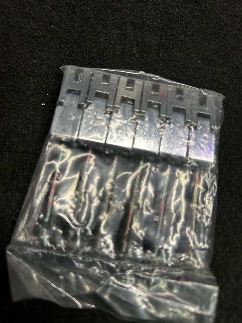 マ*サ様 新品!未開封!フロイドローズⅡブリッジサドルfloydrose2.長期