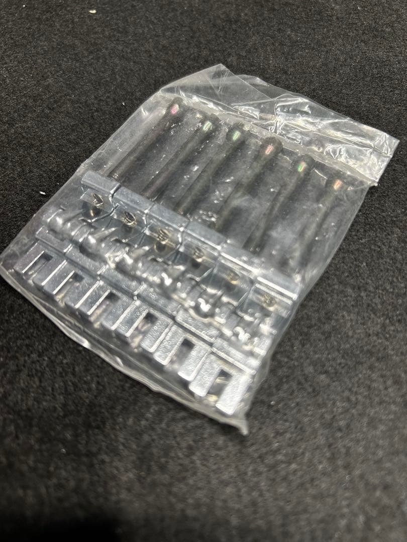 マ*サ様 新品!未開封!フロイドローズⅡブリッジサドルfloydrose2.長期