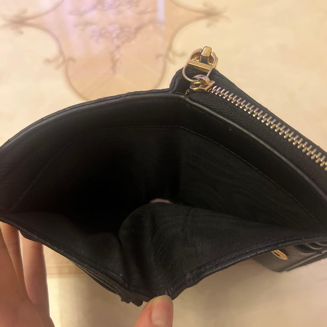 Dior Caro Scarlet ウォレット　カナージュ カーフスキン