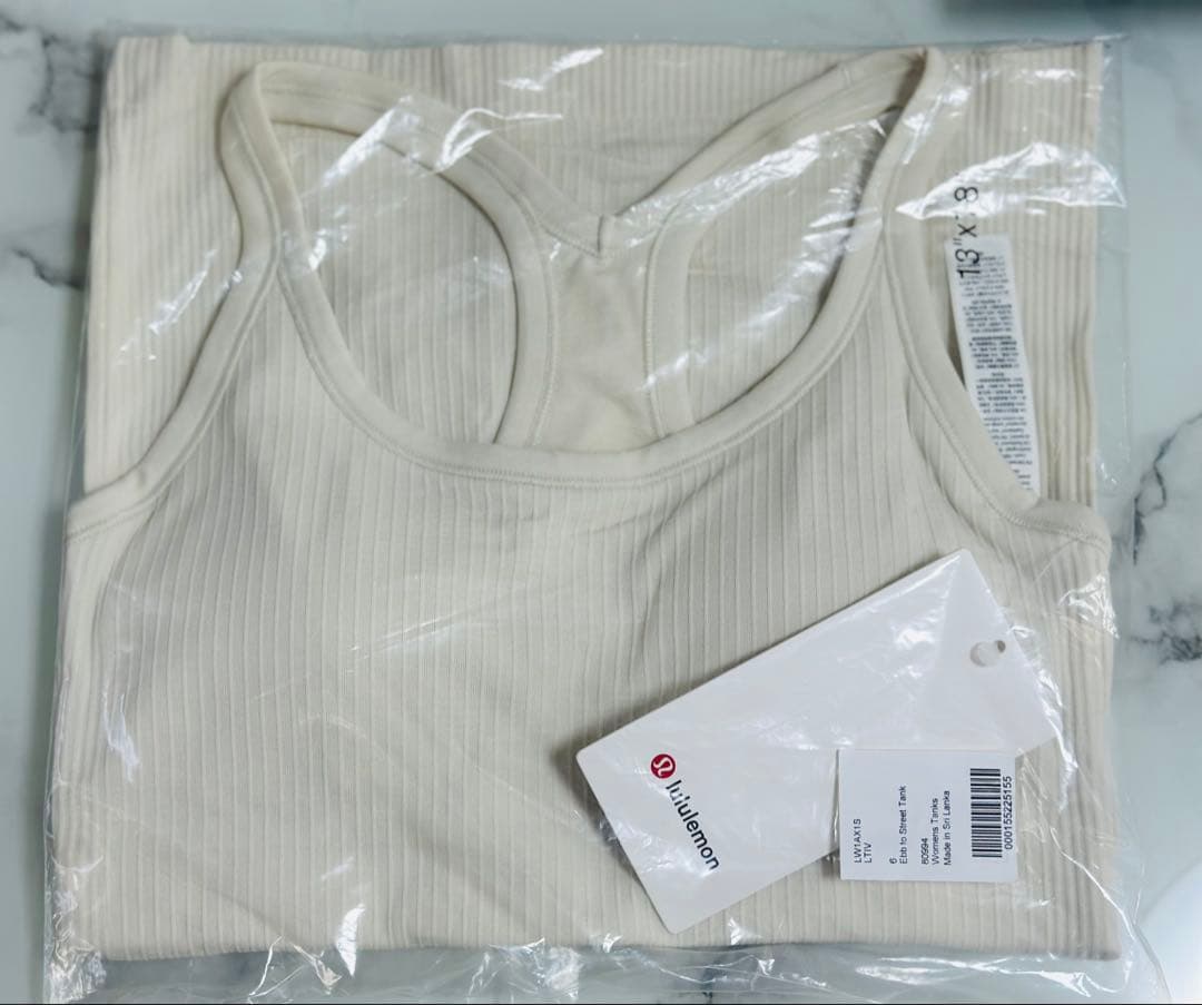 新品　Lululemon Ebb to Street タンクトップ サイズ6