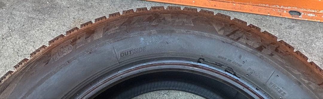 22年ブリヂストン ブリザック VRX2 195/65R15 2本セット