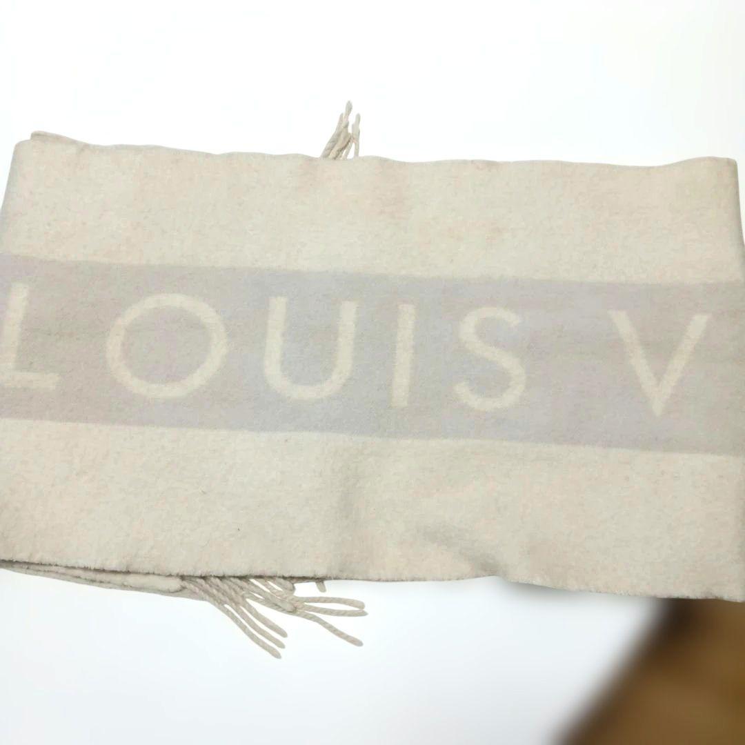 【お買い得】LOUIS VUITTON ロゴ入りマフラー グレージュ色訳あり