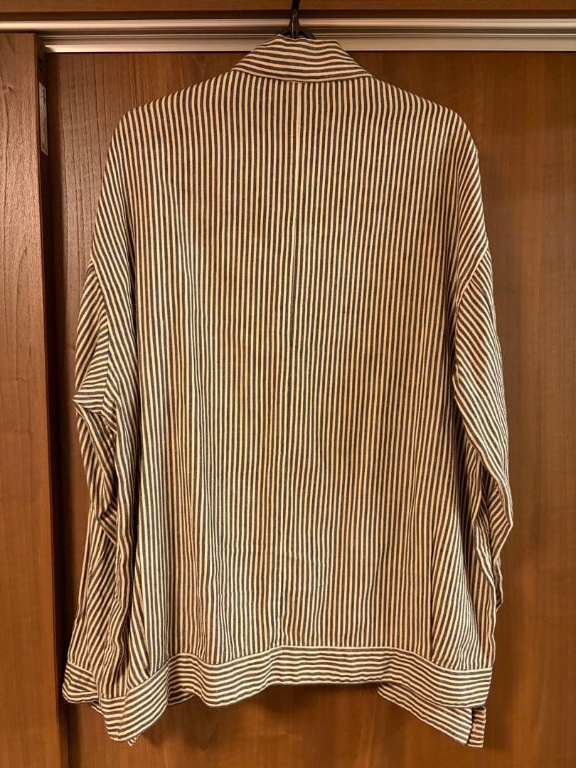 【タグ付き】　【美品】　Comoli ストライプブルゾン