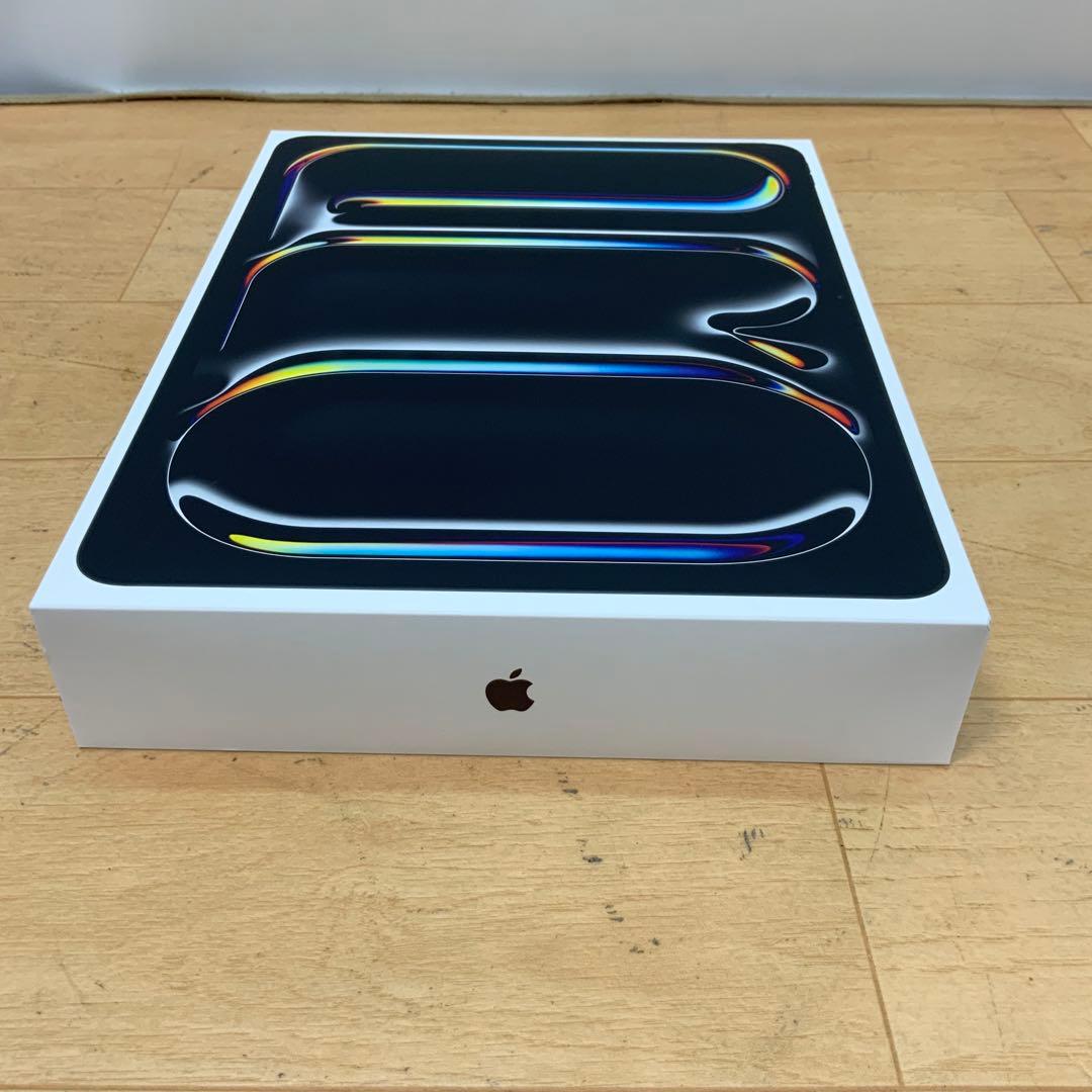 【かおる 】MDYJ4/A 13インチiPad Pro(M5)256GB