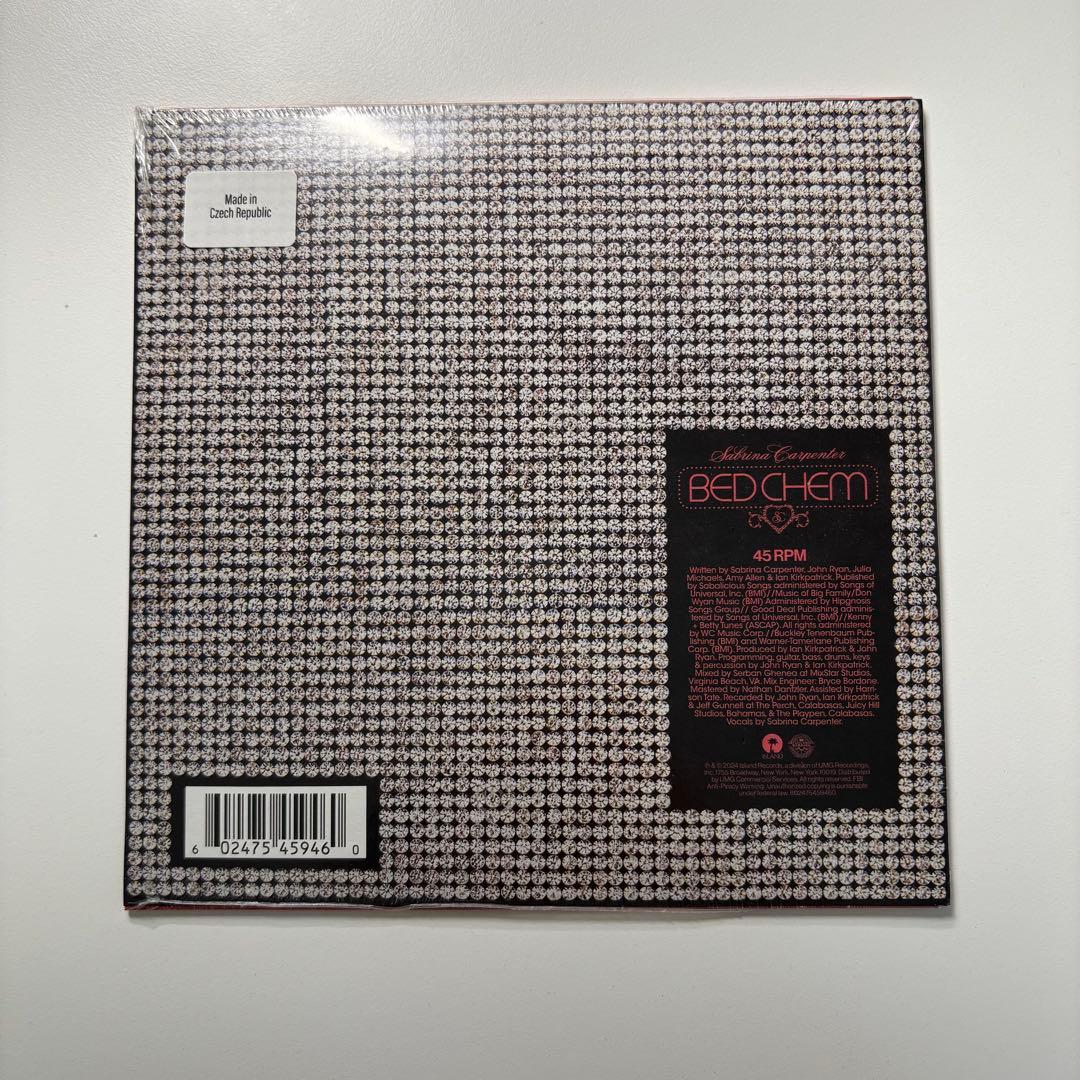 Sabrina Carpenter Bed Chem レコード　新品未開封
