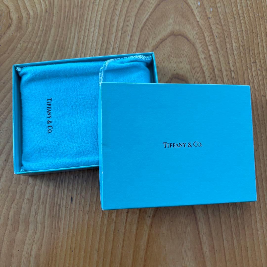 ふ*け様 Tiffany & Co. ブラックレザー二つ折り財布