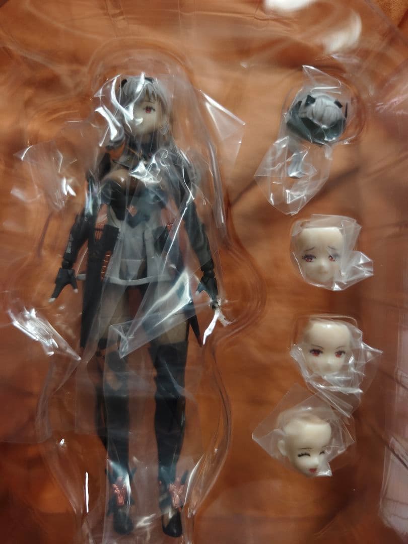 NIKKE HYPER BODY MODERNIA アクションフィギュア