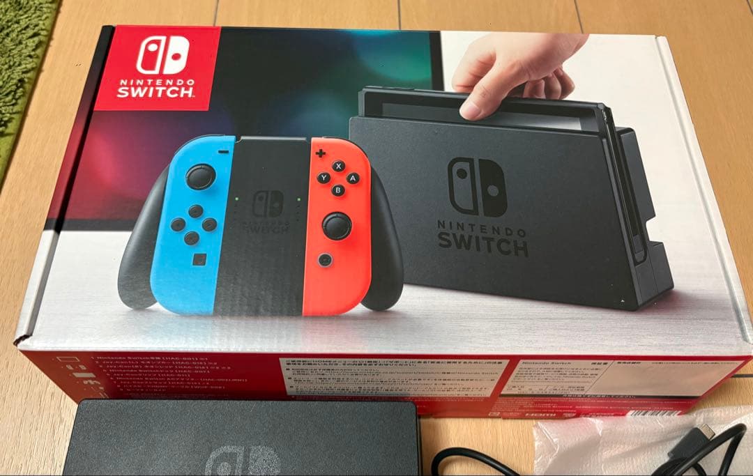 Nintendo Switch ゼルダJoy-Con+純正ケース付き