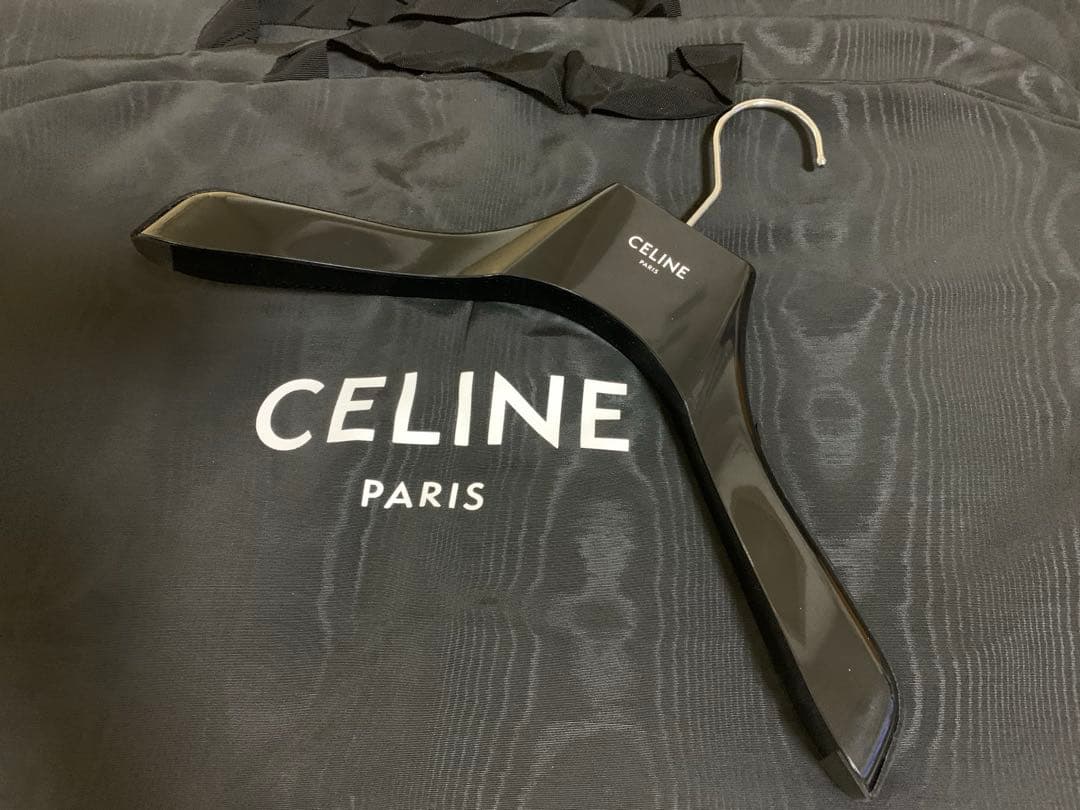CELINE セリーヌ　ハンガー＆ジッパー付衣類カバー