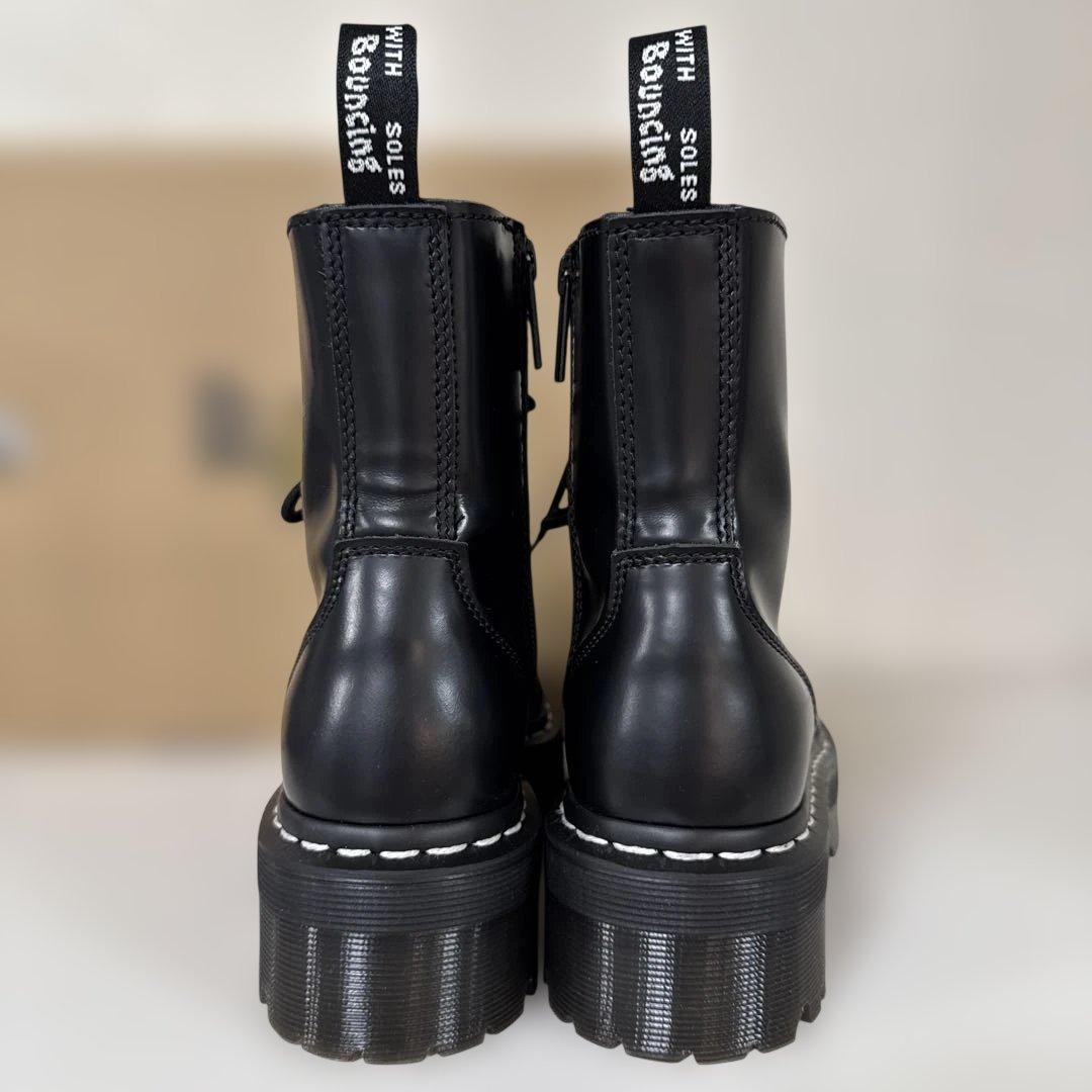 Dr. Martens ブラック厚底ブーツ 白ステッチ 日本限定