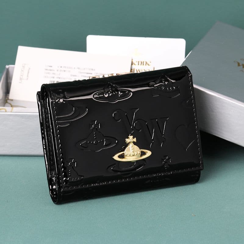 Vivienne Westwood ブラック三つ折り財布 ＃21136
