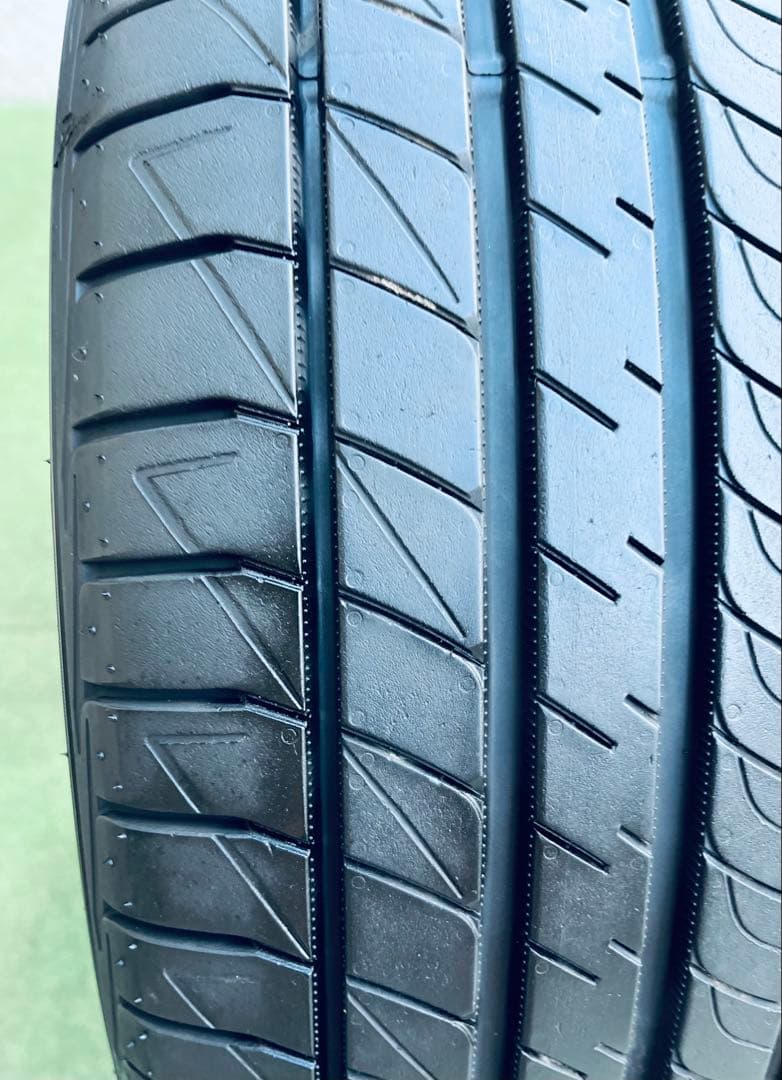 225/55R17DUNLOP LEMANS V+SILENT COR.24年