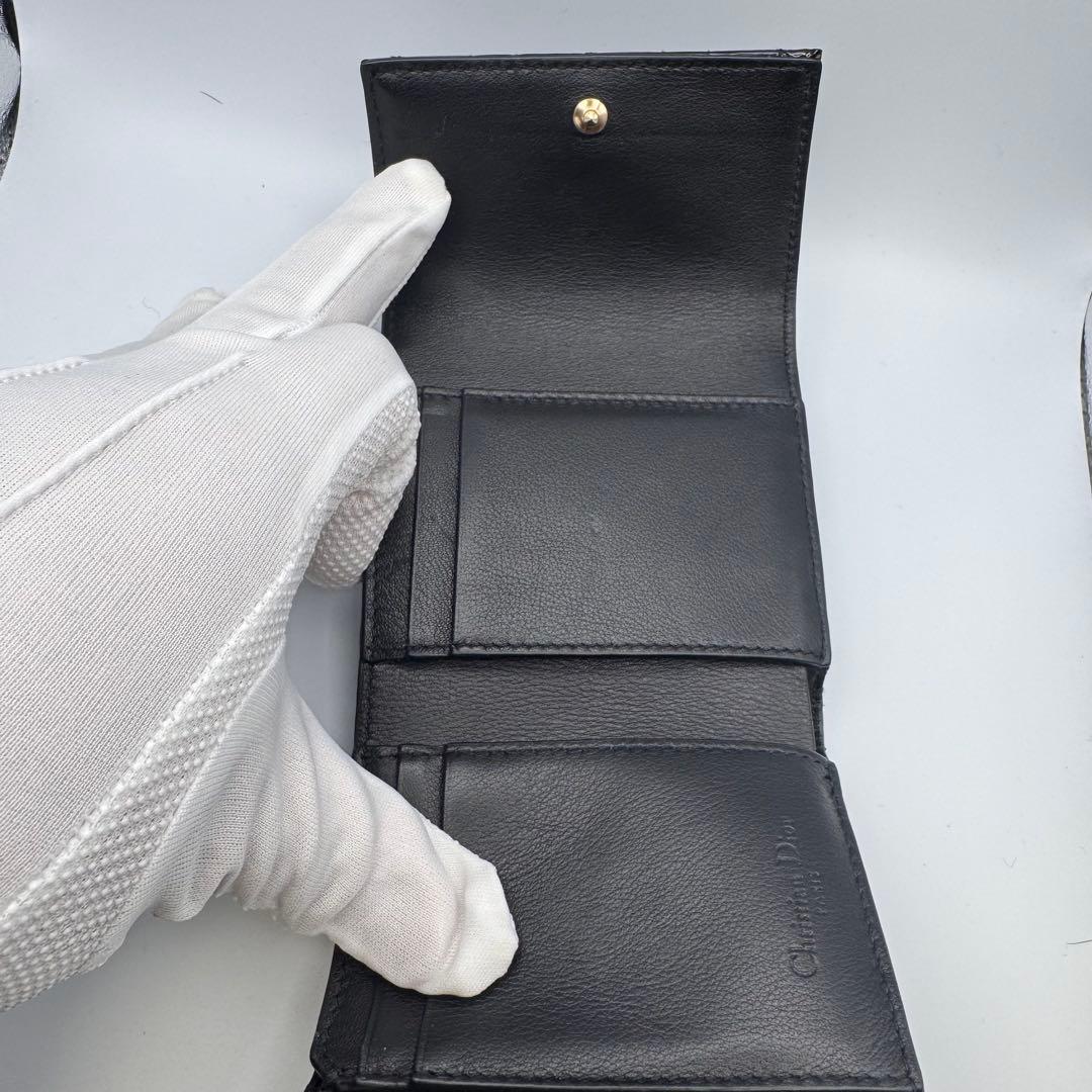 ⭐️極美品 ディオール 三つ折り財布 エナメル カナージュ ロータス 黒 ゴールド