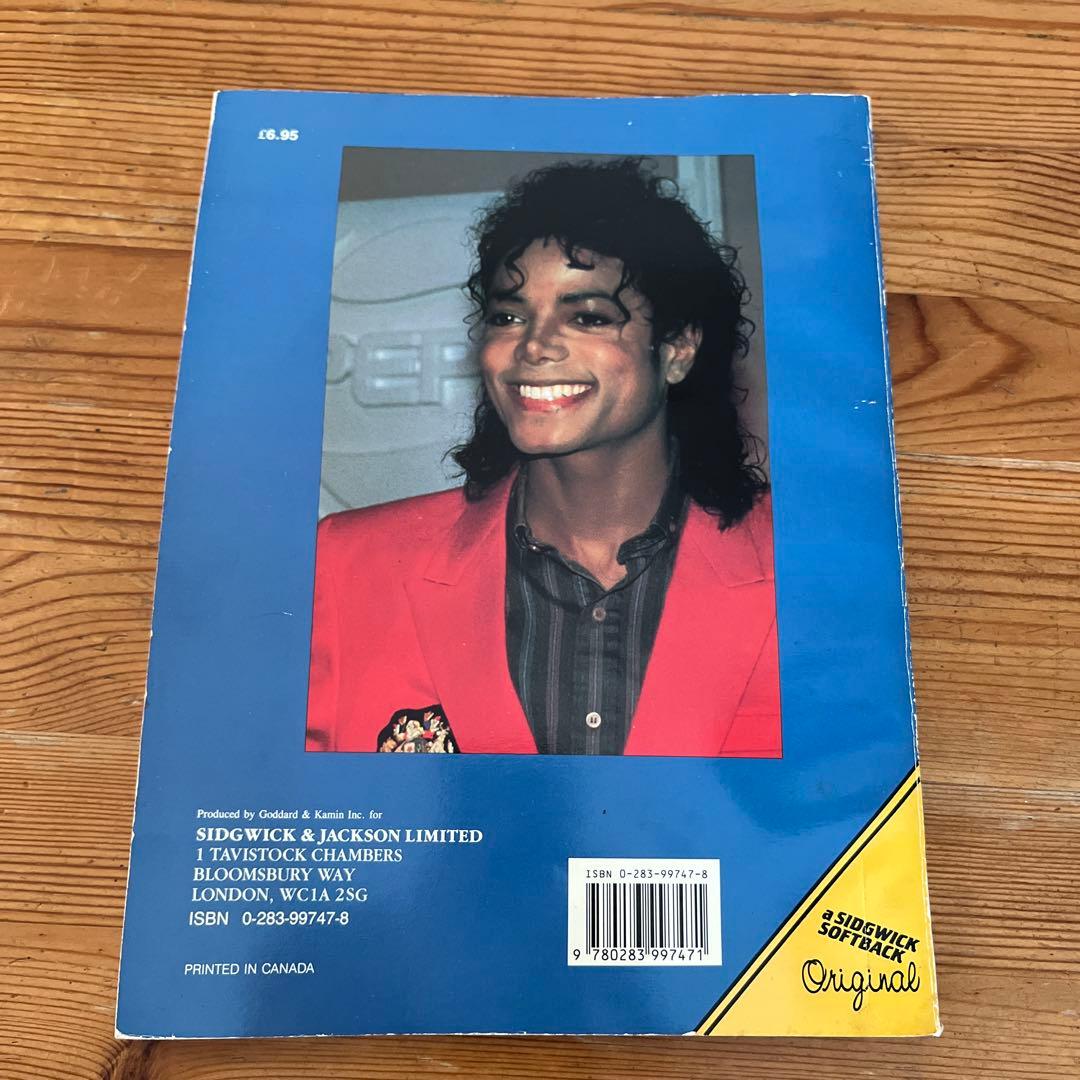 洋書Michael Jackson Electrifying (ポスターなし)