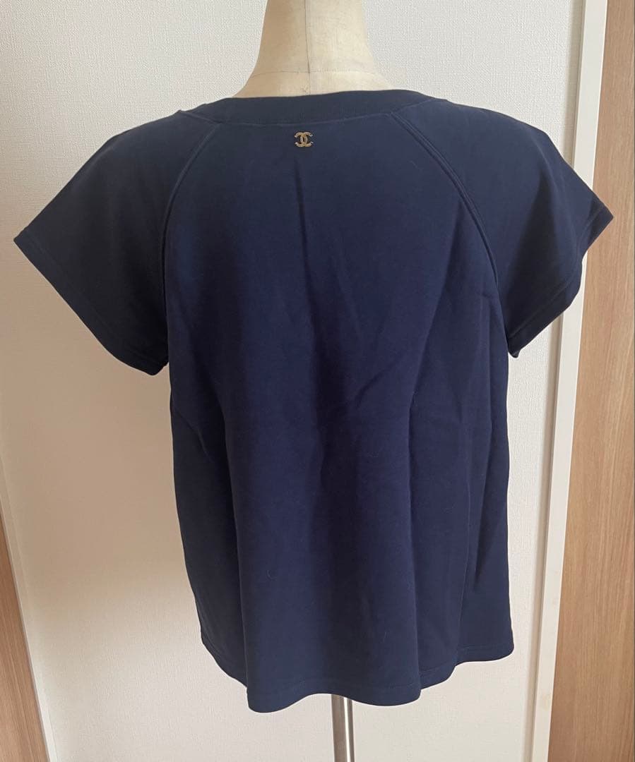 美品　シャネル CHANEL スウェット Tシャツ ネイビーxゴールド 18C