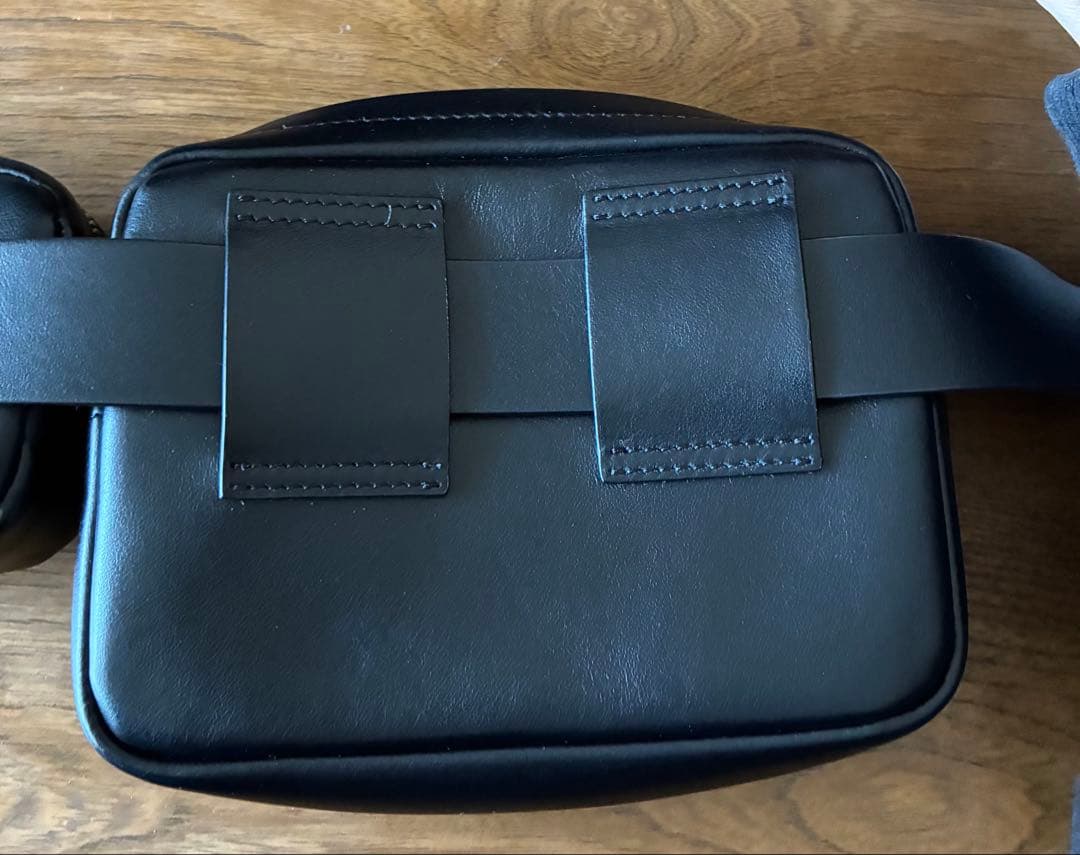バッグ Acne Studios Musubi belt bag