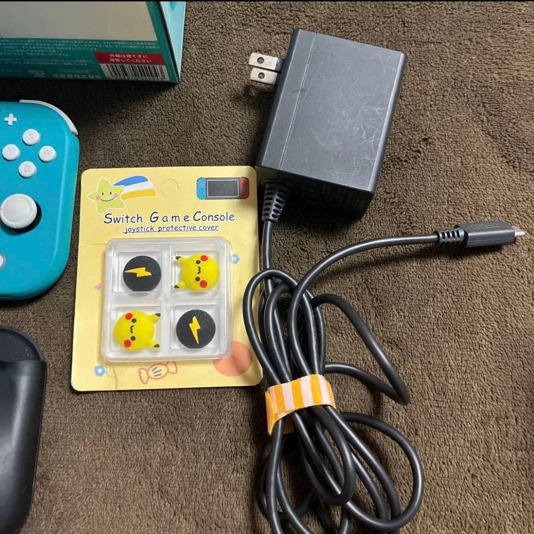 【アクセサリー付】　ニンテンドースイッチライト　本体　充電器