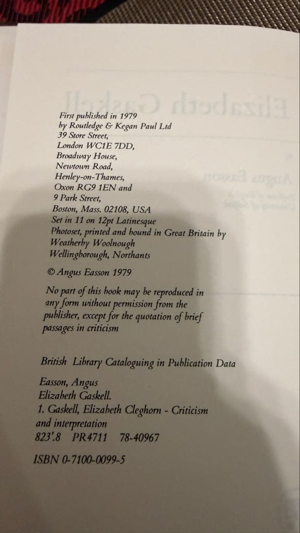 洋書 ELIZABETH GASKELL Angus Easson