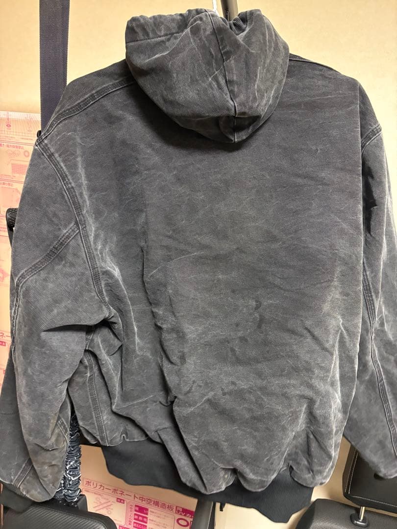 Carhartt フード付きジャンパー 黒