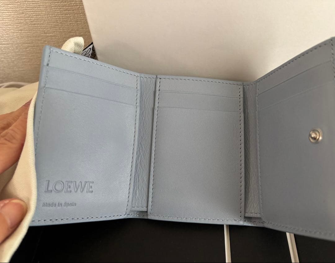 ロエベ （LOEWE） アナグラム バーティカル ウォレット