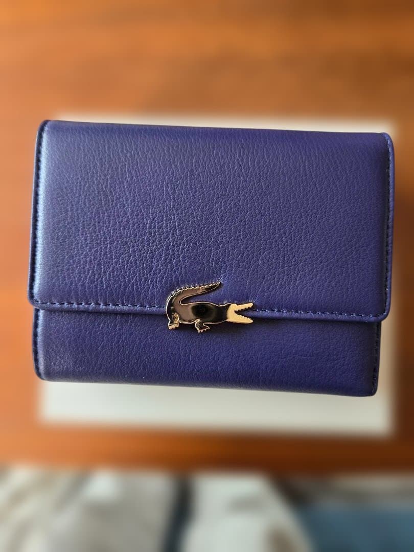 LACOSTE 三つ折り財布 箱付き