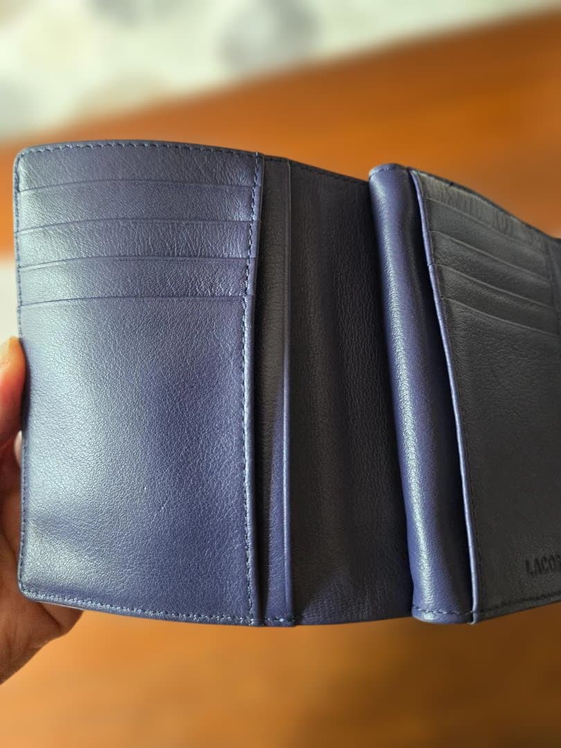 LACOSTE 三つ折り財布 箱付き