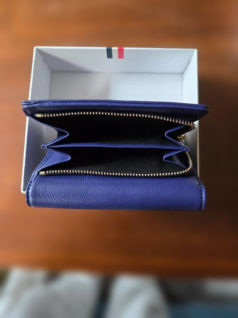 LACOSTE 三つ折り財布 箱付き